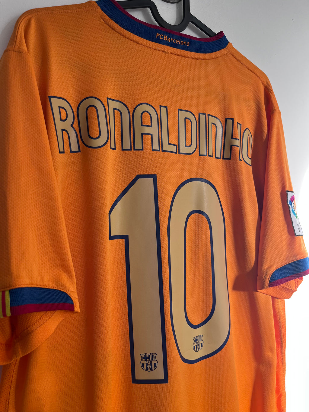 Ronaldinho - FC Barcelona 2006/07 away (M)
