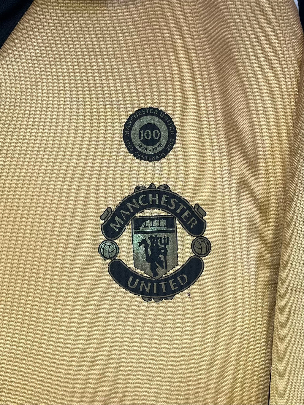 Roy Keane - Manchester United 2001/02 away (L)