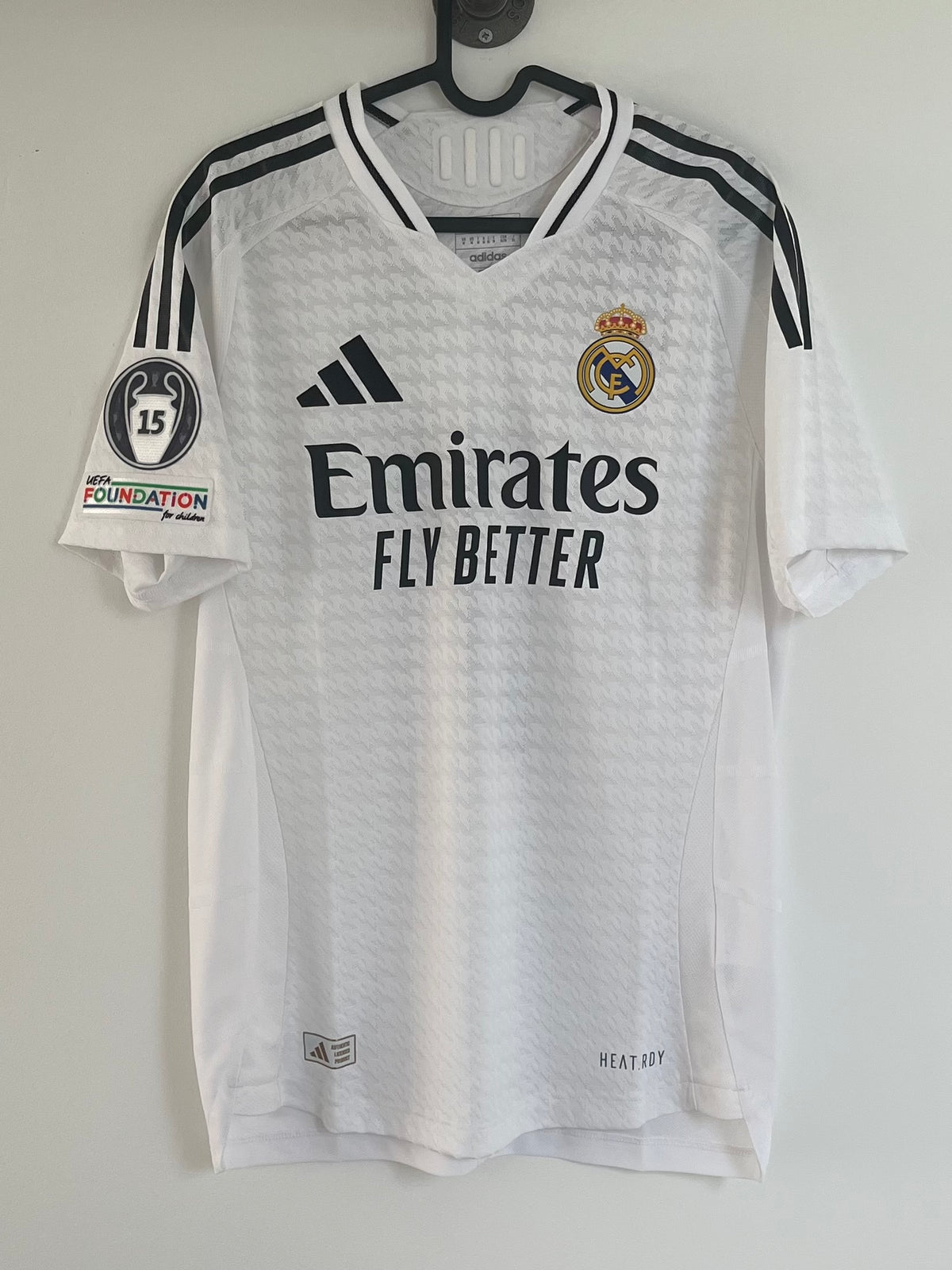 Vinicius jr - Real Madrid 2024/25 authentic hjemme (M)
