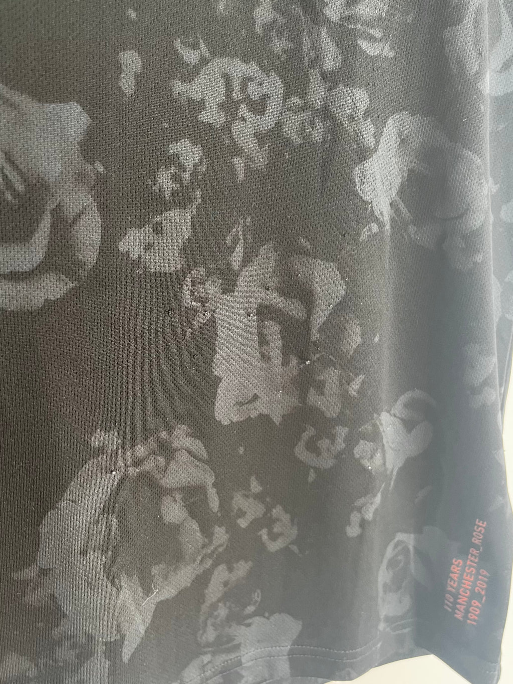Paul Pogba - Manchester United 2019/20 Third Shirt (M)