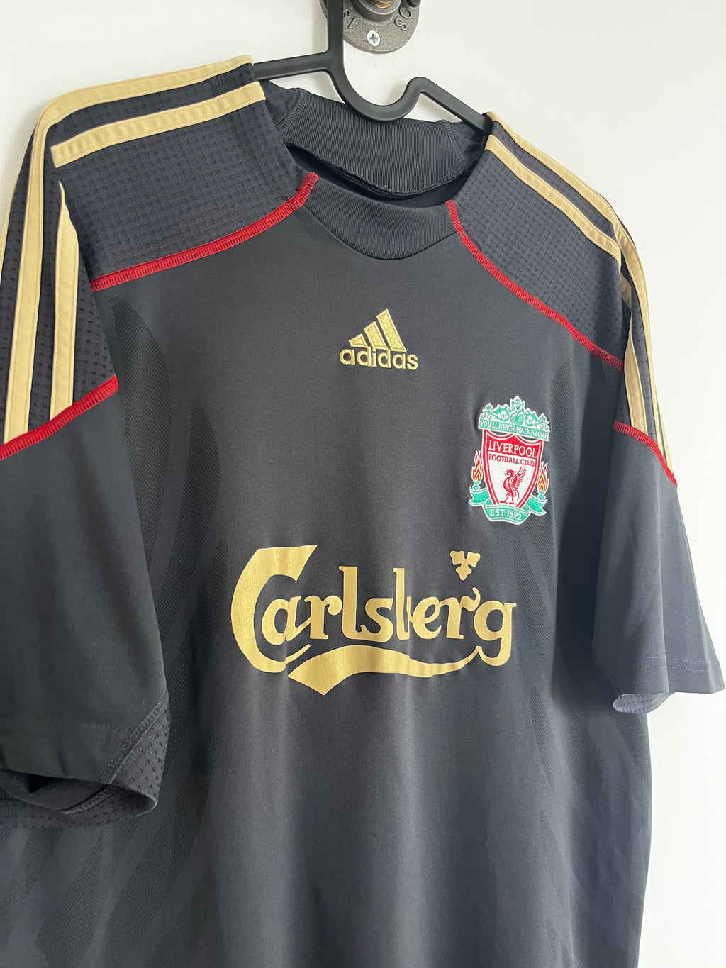 Glen Johnson - Liverpool 2009/10 away (L)
