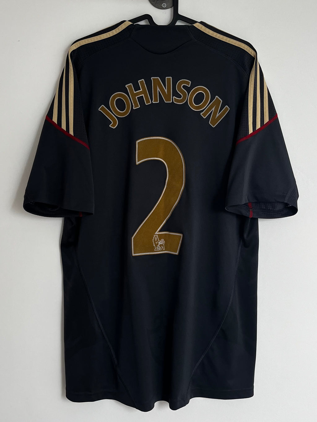 Glen Johnson - Liverpool 2009/10 away (L)