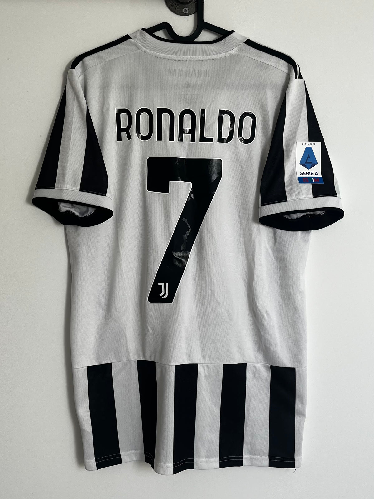 Cristiano Ronaldo - Juventus 2021/22 hjemme (M)