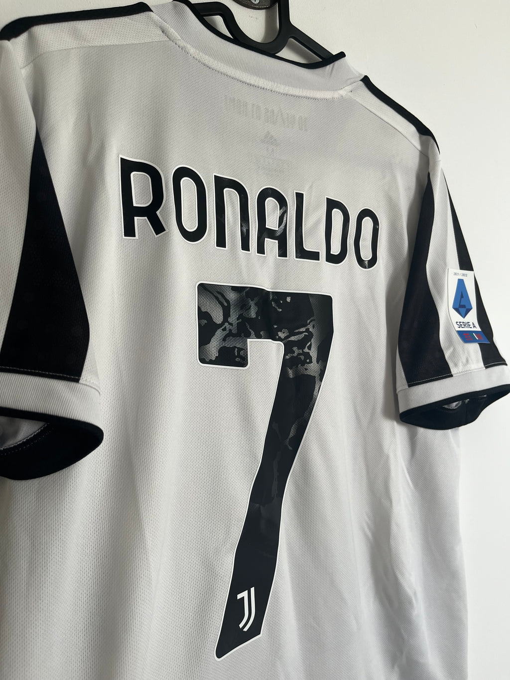 Cristiano Ronaldo - Juventus 2021/22 hjemme (M)