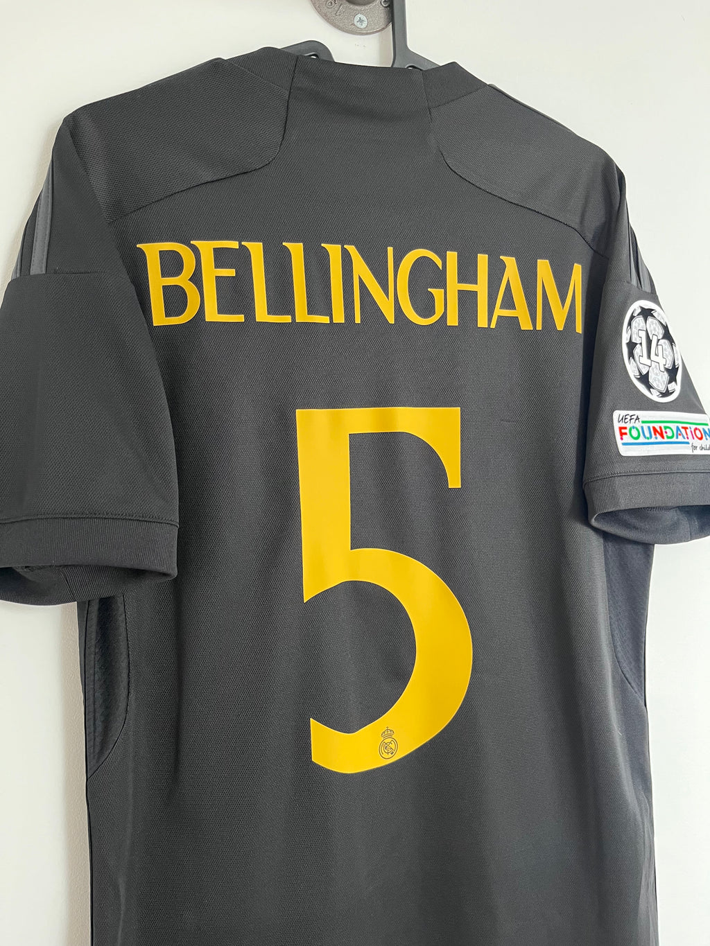 Jude Bellingham - Real Madrid 2023/24 3. trøje (S)