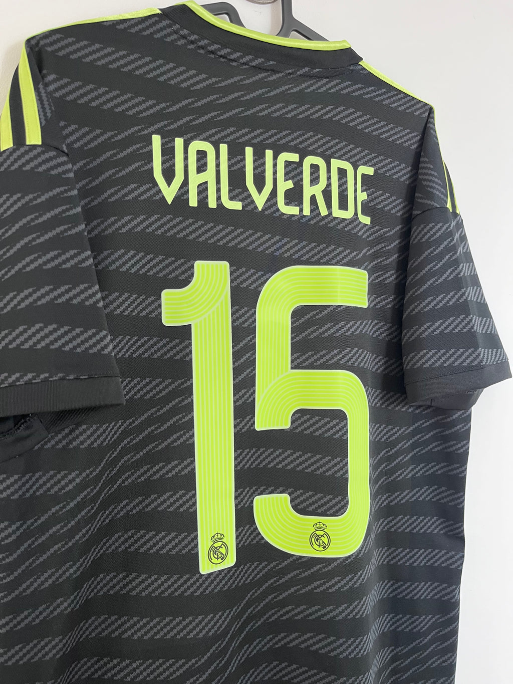 Valverde - Real Madrid 2022/23 3. trøje (M)