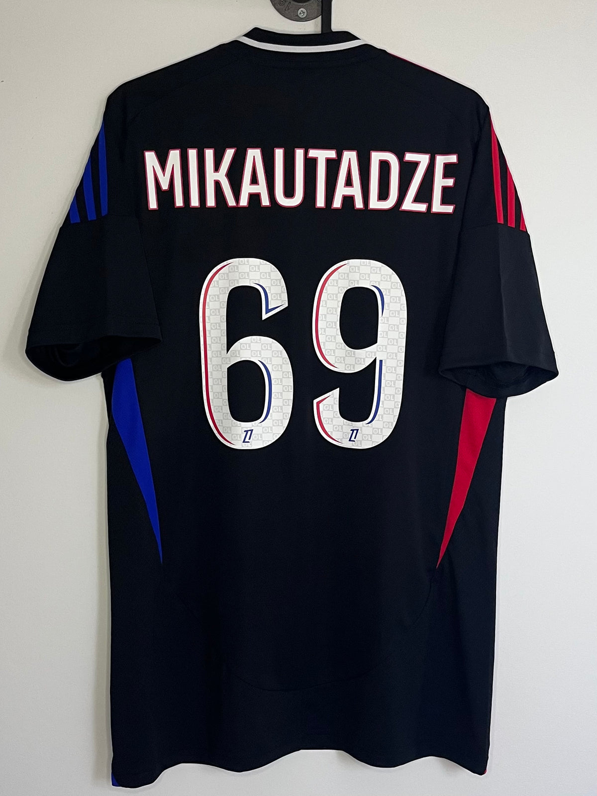 Mikautadze - Lyon 2024/25 ude (M)